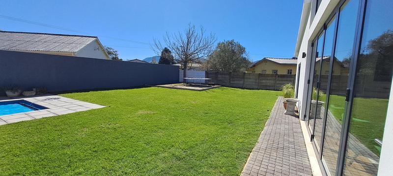 5 Bedroom Property for Sale in Riversdale Western Cape